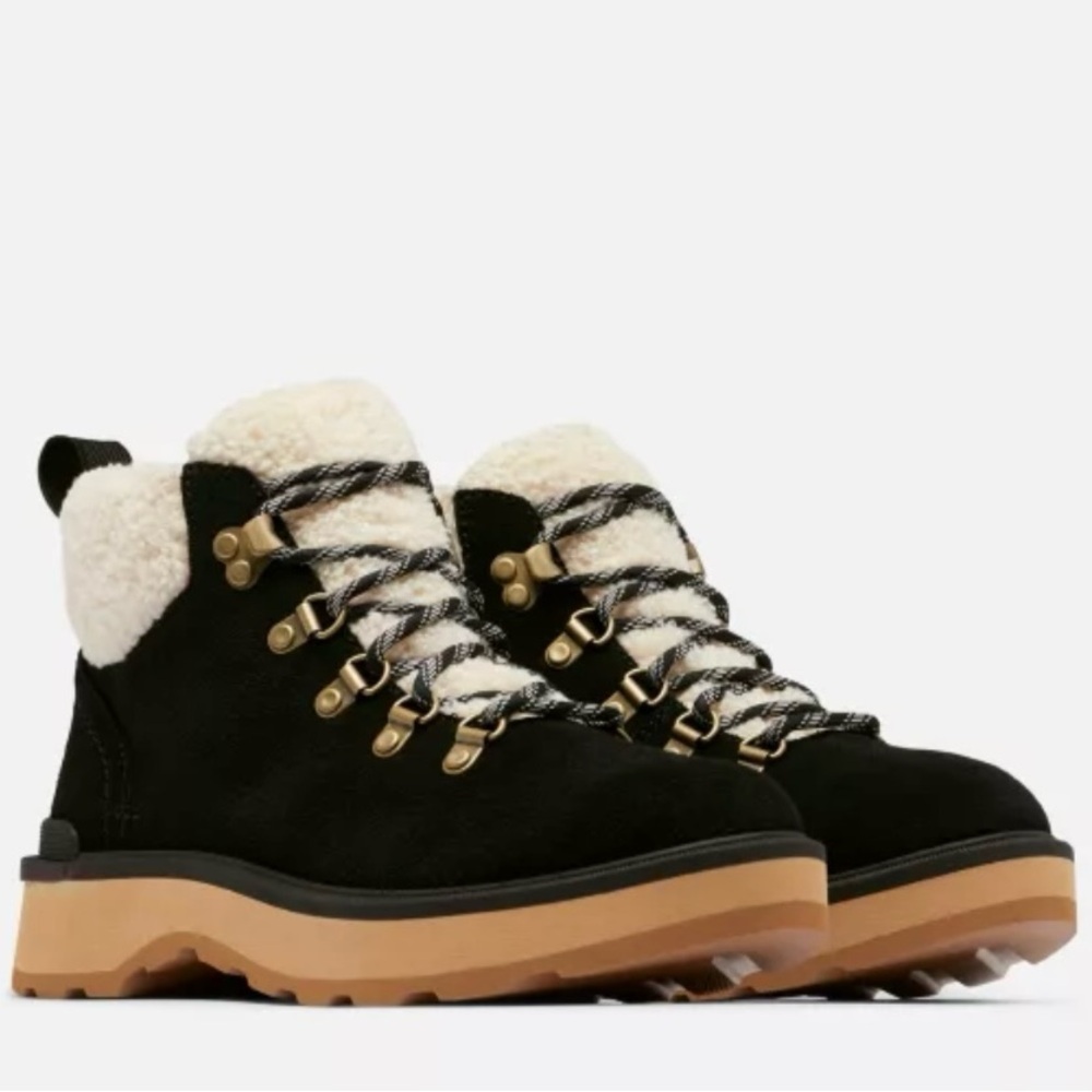 SOREL WOMEN'S HI-LINE™ HIKER COZY BOOT Sz 9 
NWT